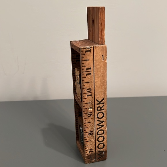 Vintage Farmhouse Decor - Picture 5 of 10